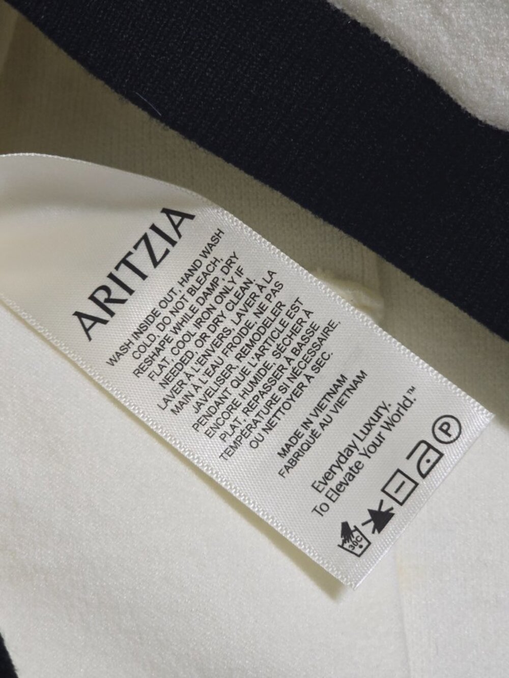 Babaton Womens Contrast Trim Cardigan Ivory Black Gold Button XS Aritzia - Picture 11 of 14